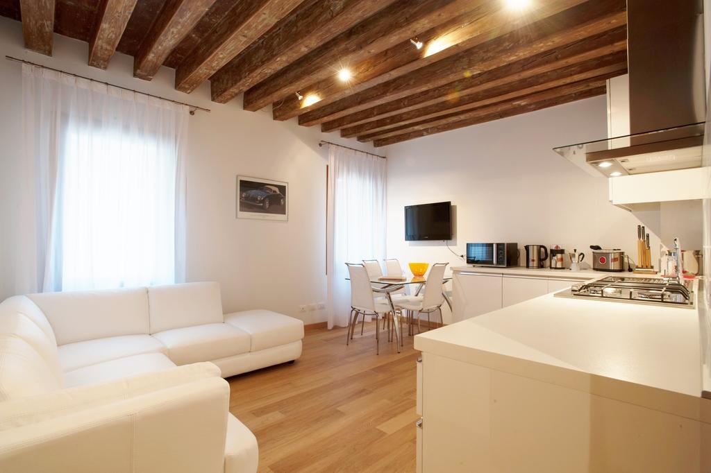 The Lion'S House Apt2 Venezia Camera foto
